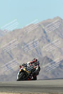 media/Dec-04-2025-Racers Edge (Thu) [[5ebc9f124d]]/3-B Group/6-Session 4 (Turn 9)/